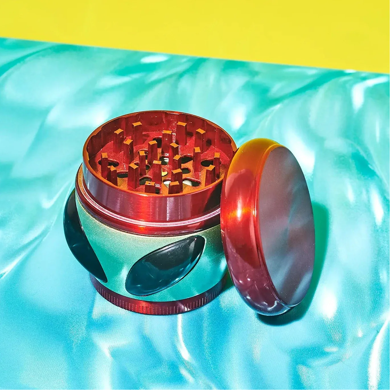 Alien Eyes Grinder - Image 3