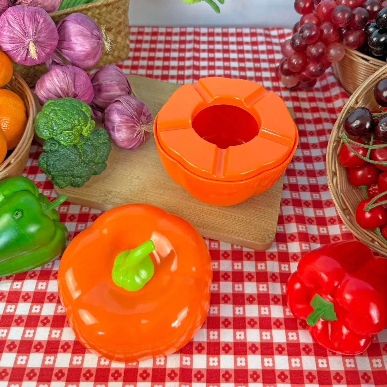 Bell Pepper Ashtray - Image 4