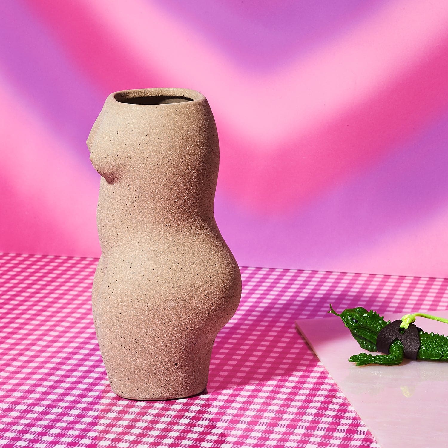 Body Form Earthenware Vase - Image 7