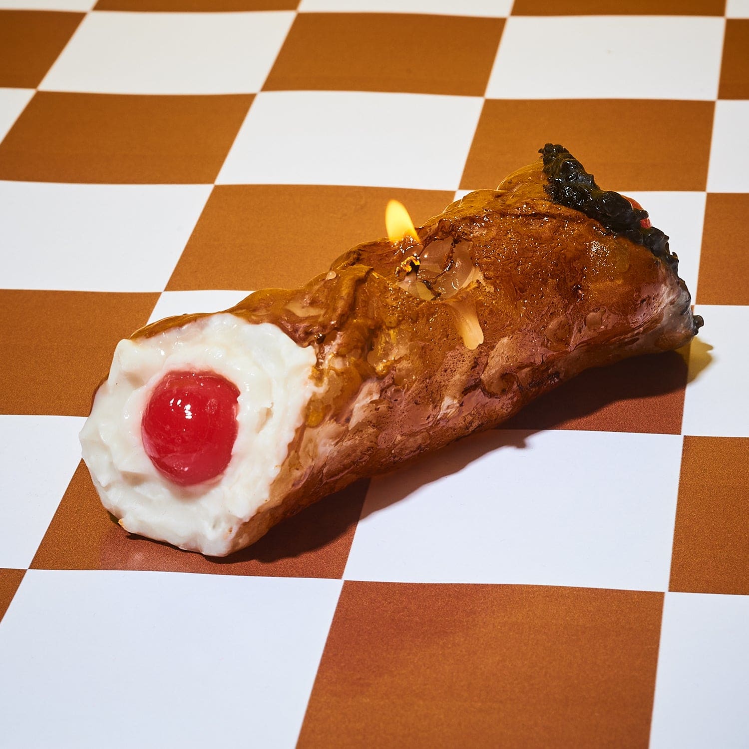 Cannoli Pastry Candle - Image 3