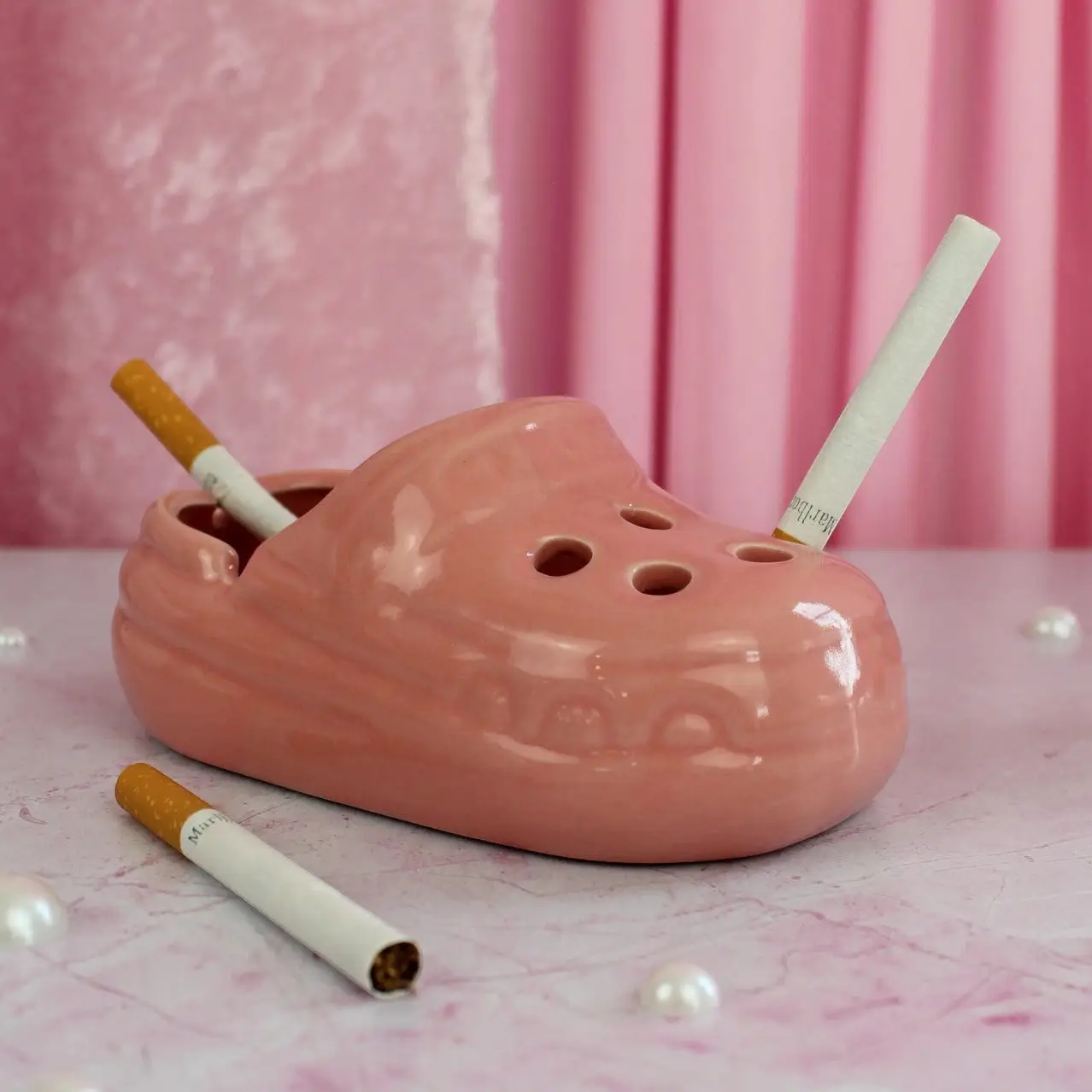 Croc Ash Tray - Pink - Image 2