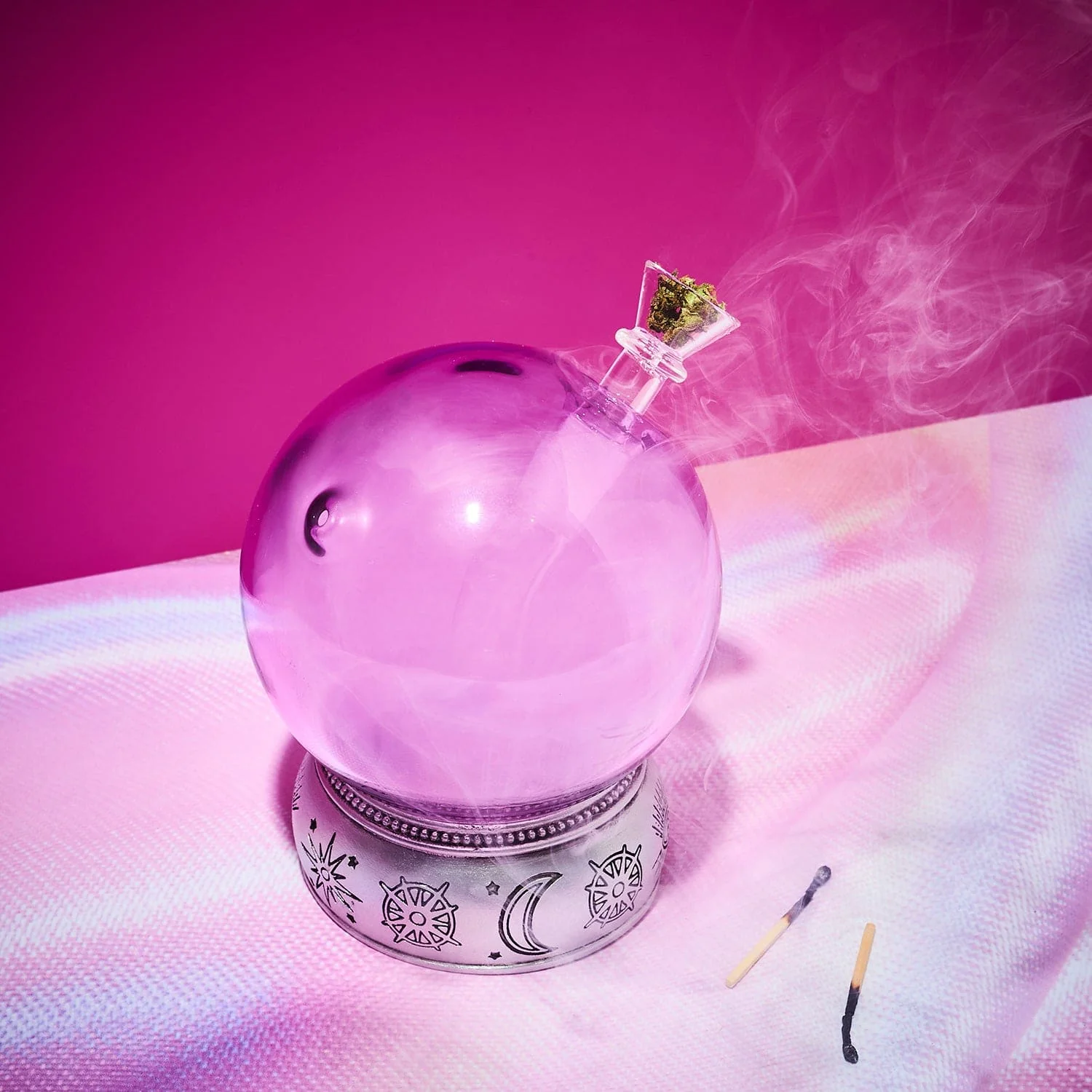Canna Style Crystal Ball Bong - Image 3