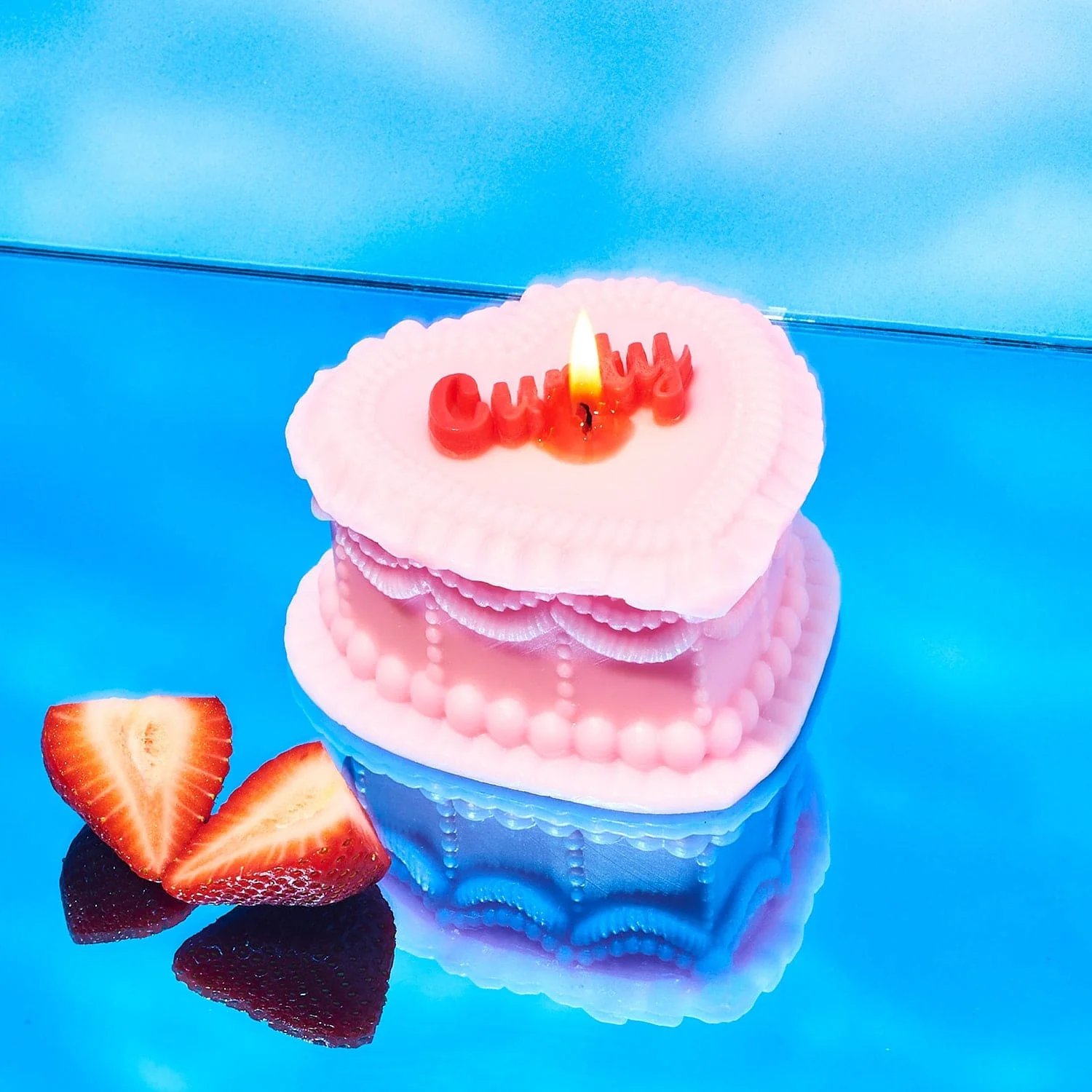 Cunty Heart Cake Candle - Image 4