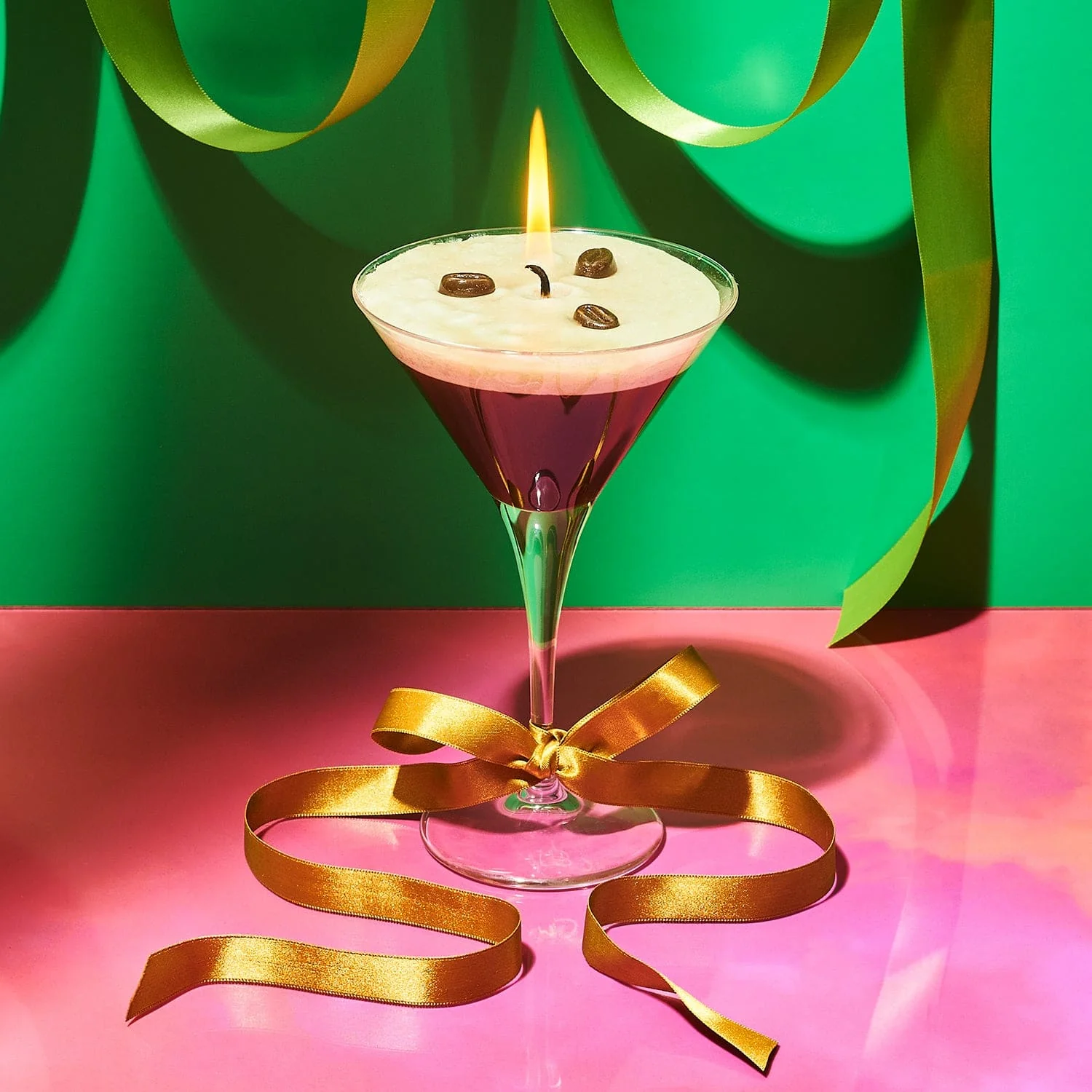 Friends NYC Espresso Martini Candle - Image 3