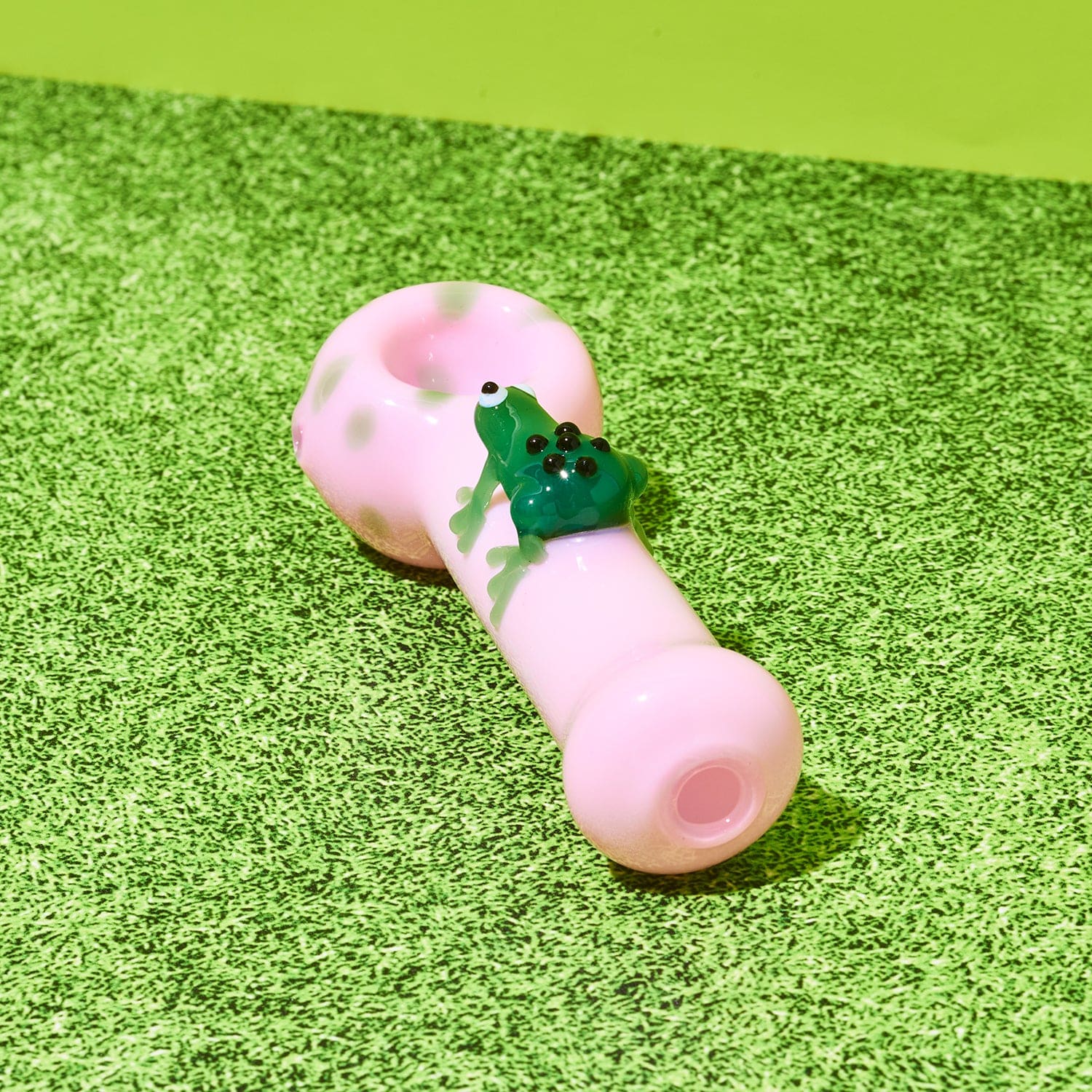 Pink Frog Pipe - Image 4