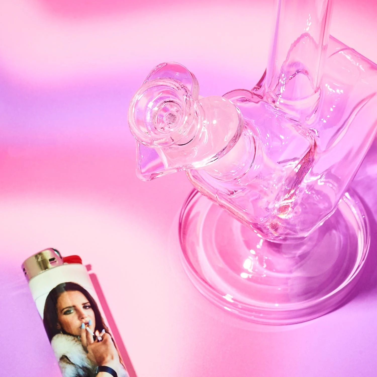 Glass Heart Bong - Image 12