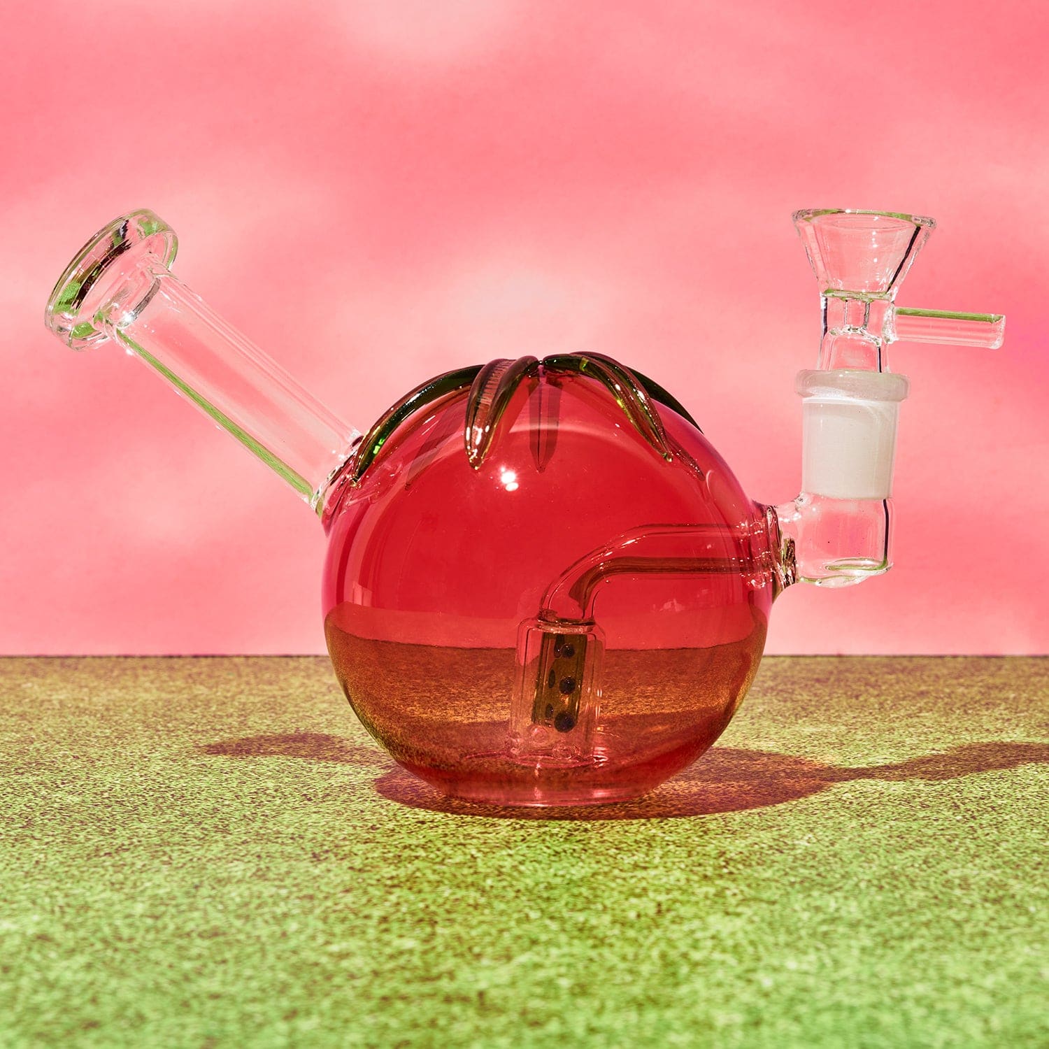 Tomato Globe Bong - Image 3