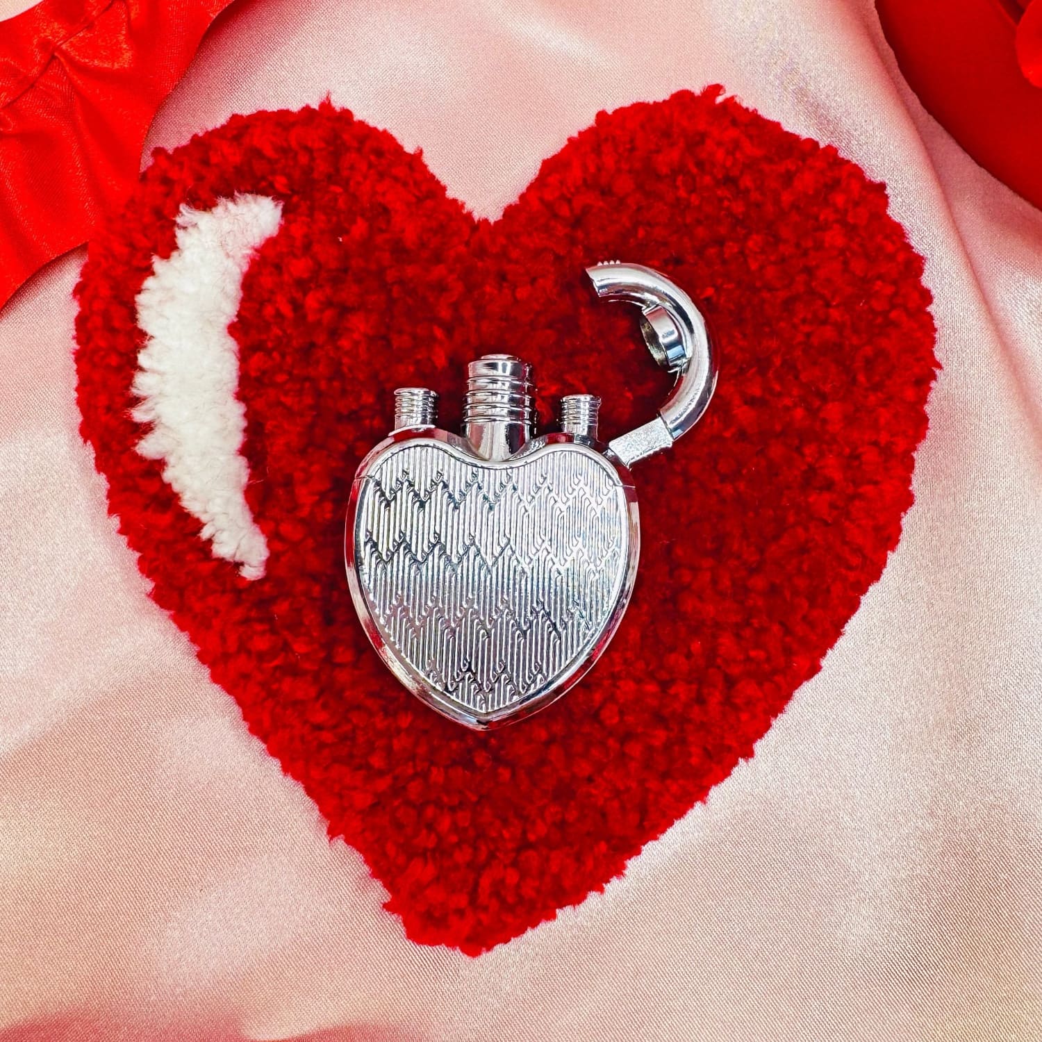 Heart Lock Lighter - Image 4
