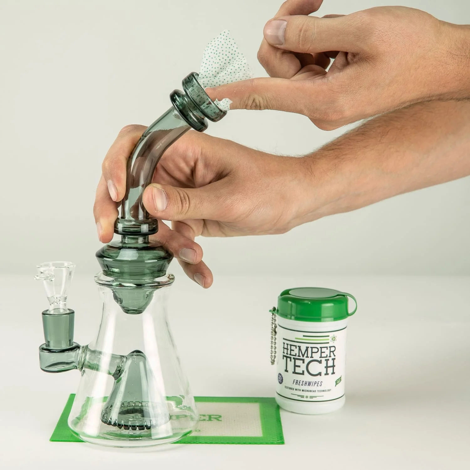 Hemper Tech Glass Freshwipes - Image 6