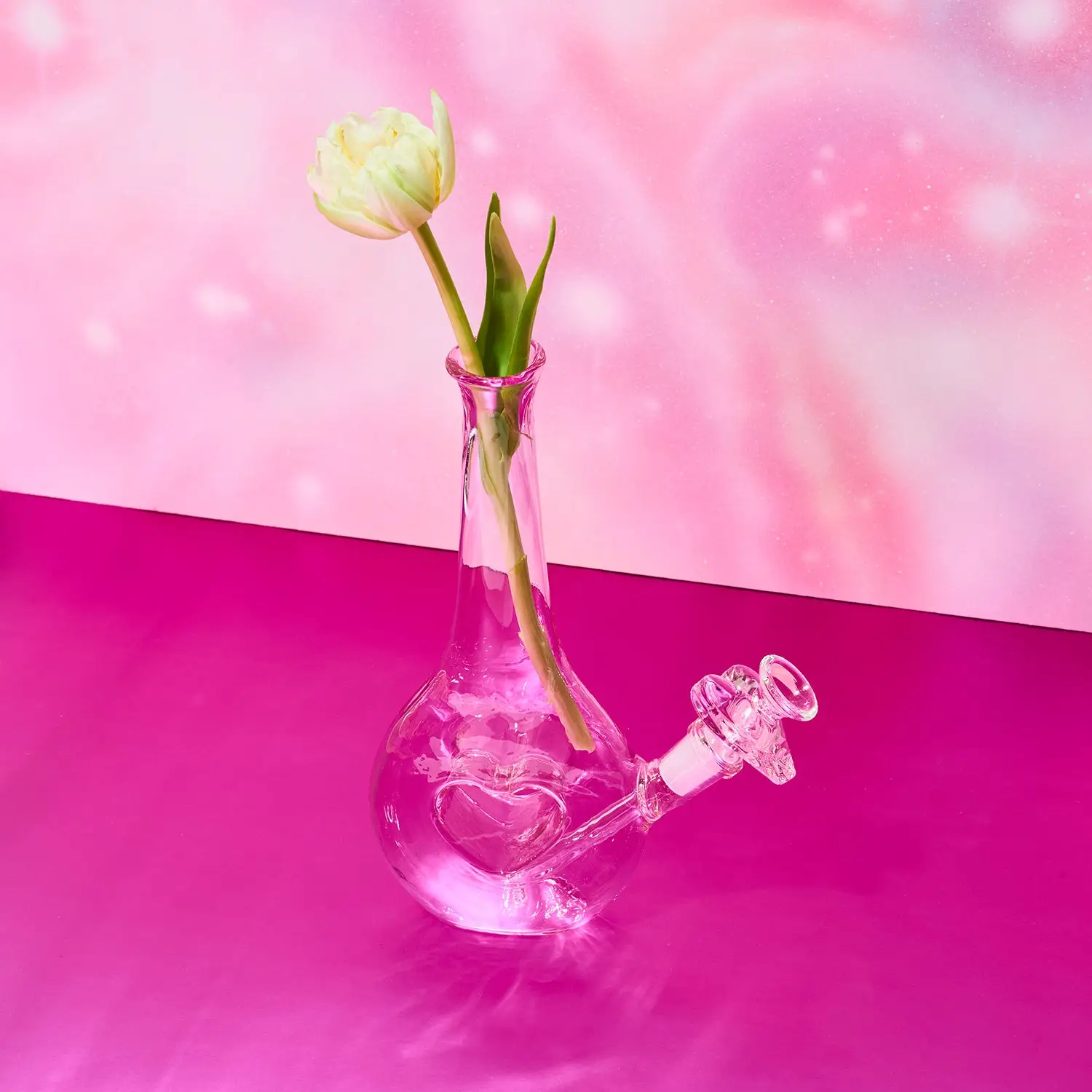 Jeannie Center Heart Pink Bong - Image 6