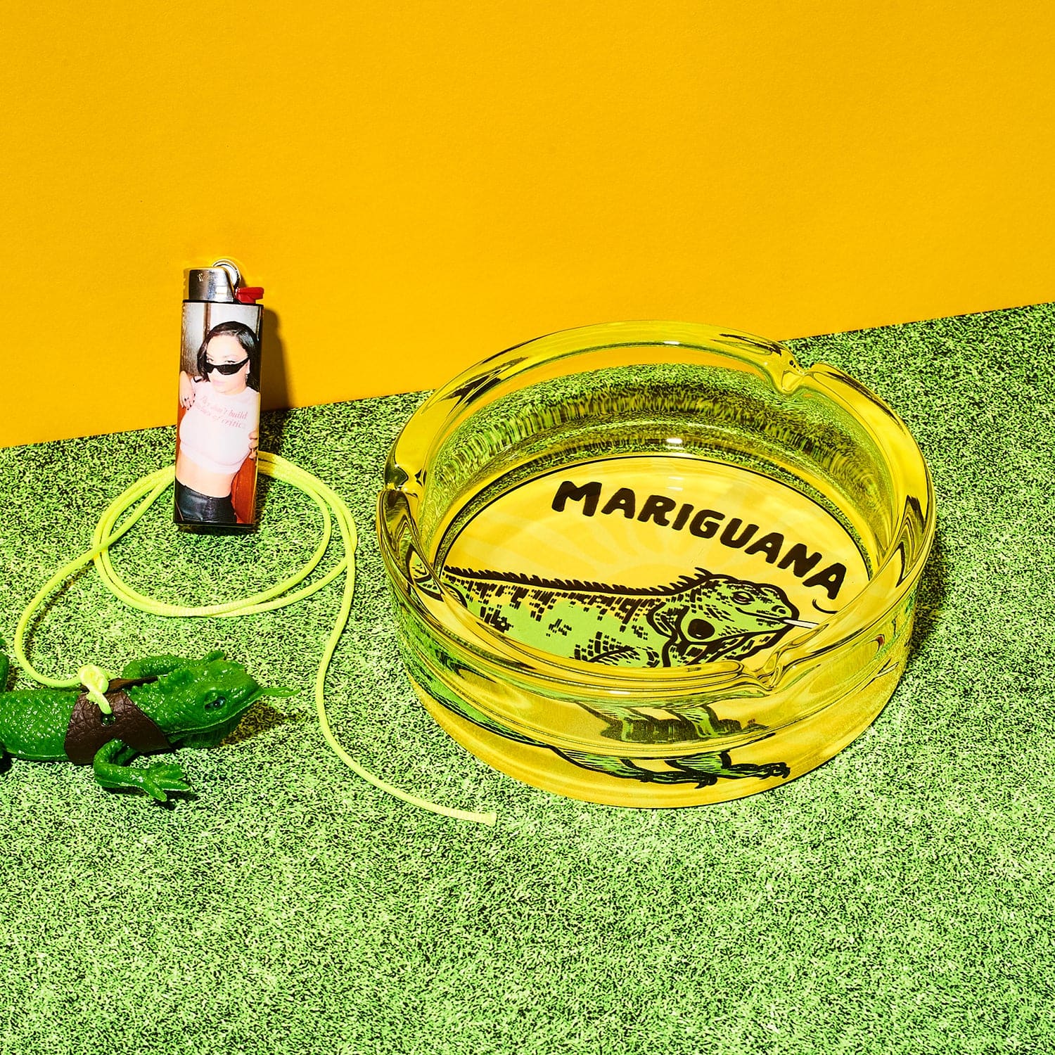 Mariguana Glass Ashtray - Image 3