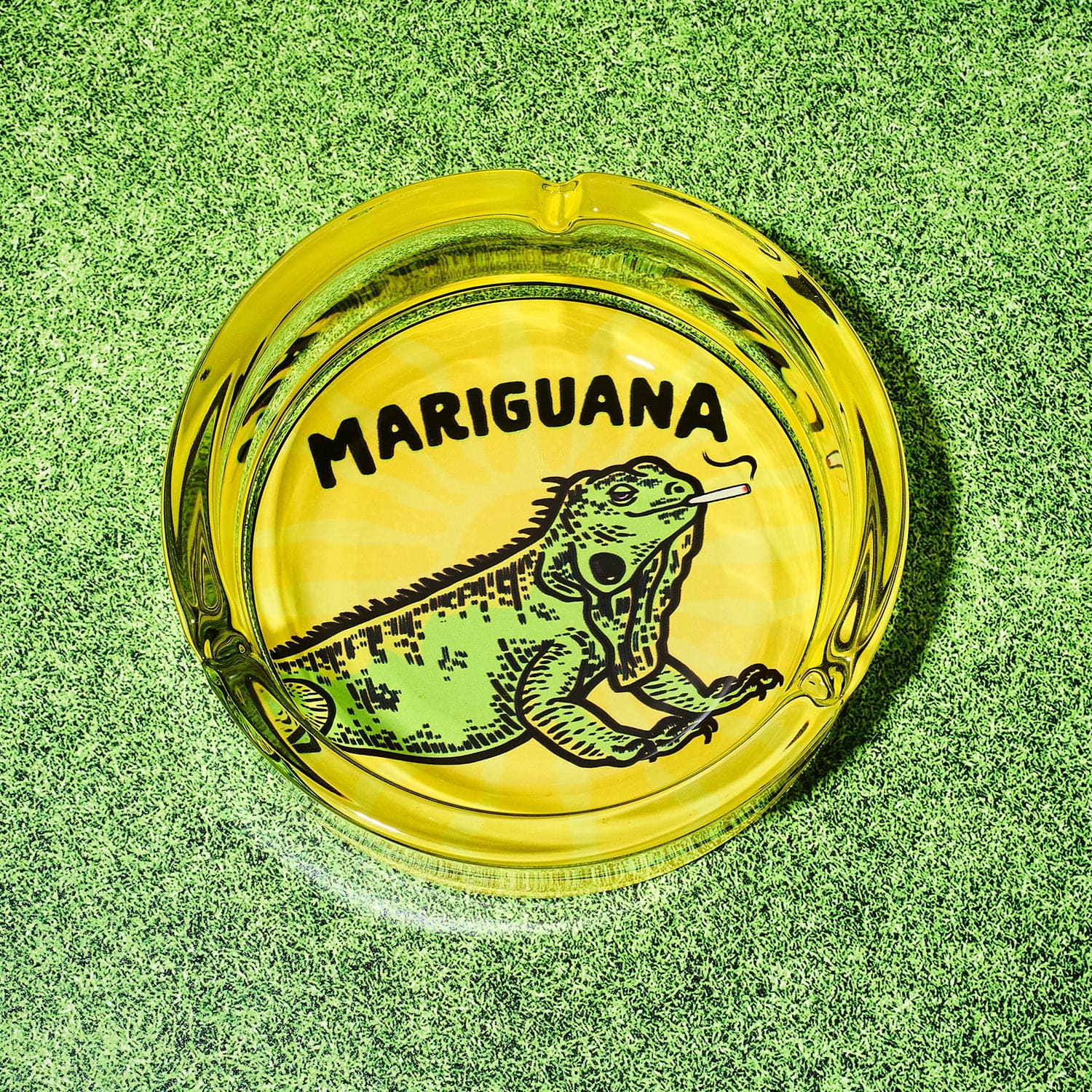 Mariguana Glass Ashtray - Image 4