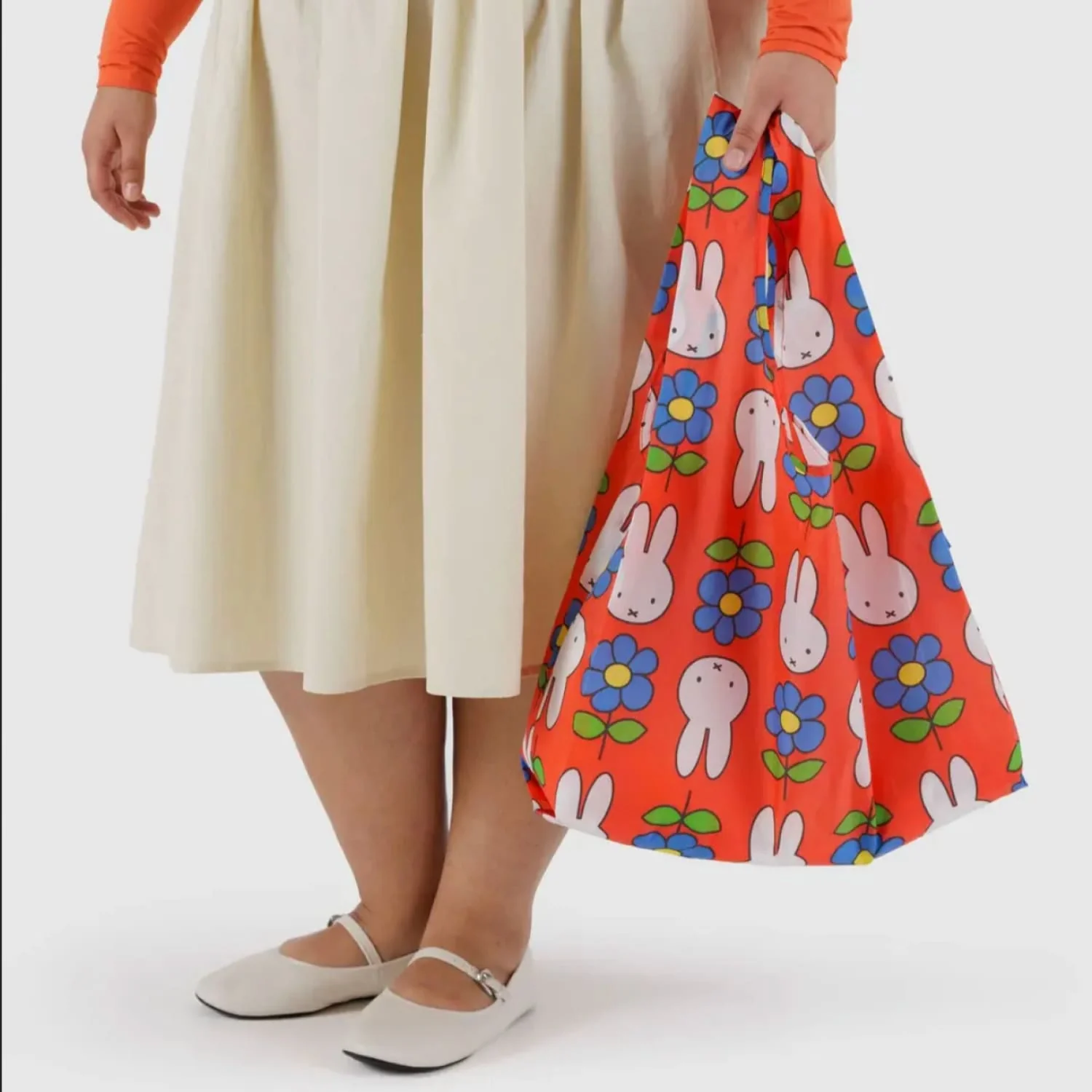 Standard Baggu Reusable Tote - Miffy and Flowers - Image 2