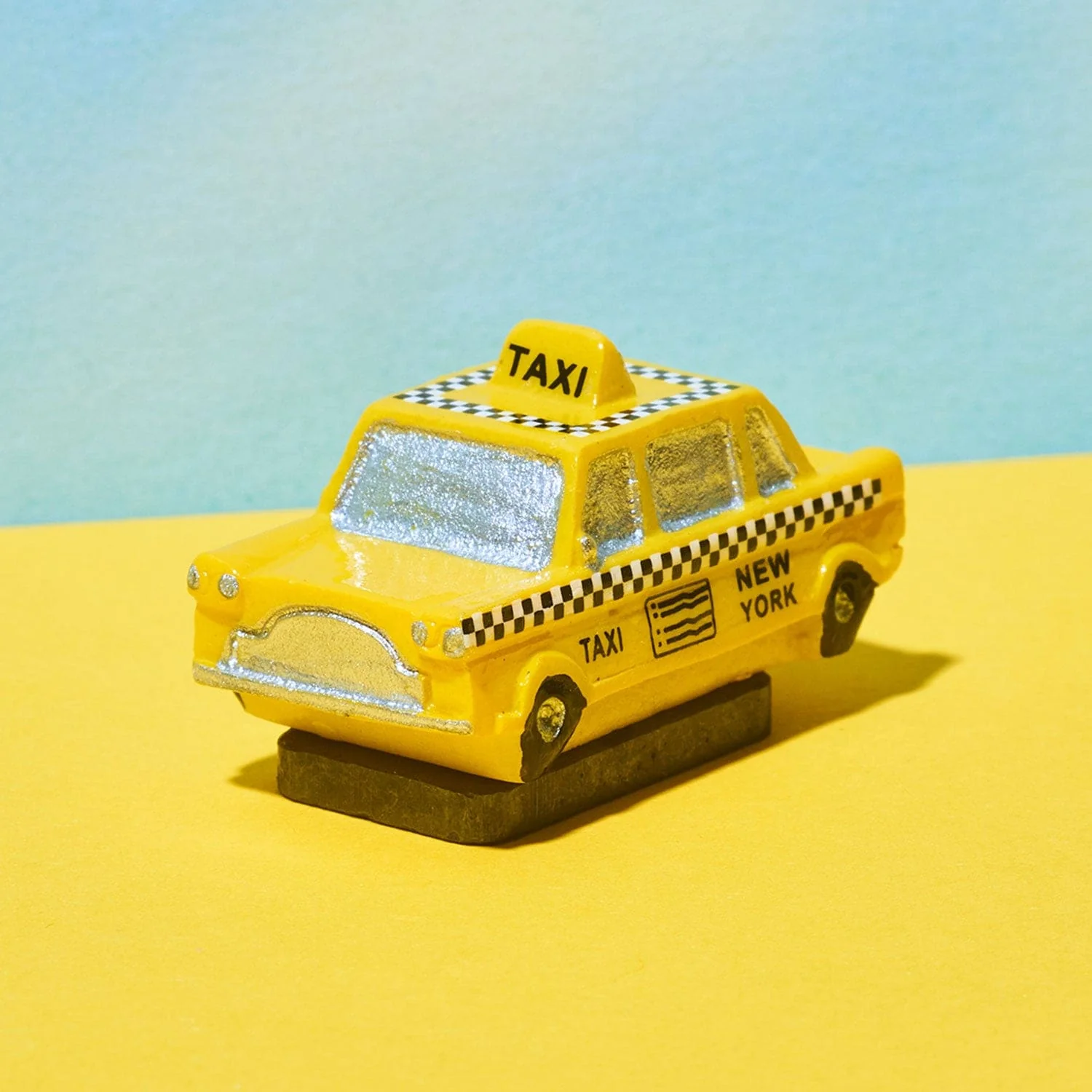 Mini NYC Taxi Magnet - Image 6