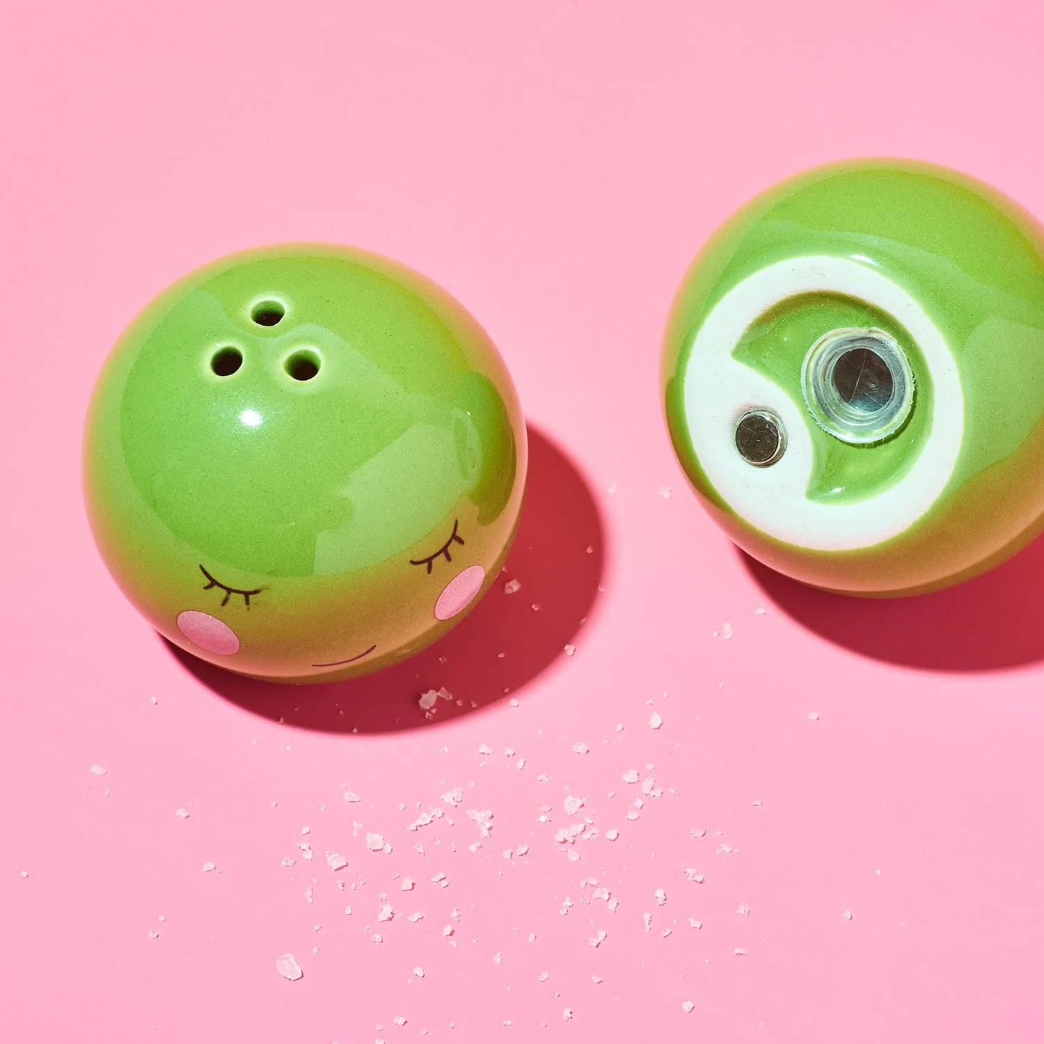Peas in a Pod Salt and Pepper Shakers - Image 3