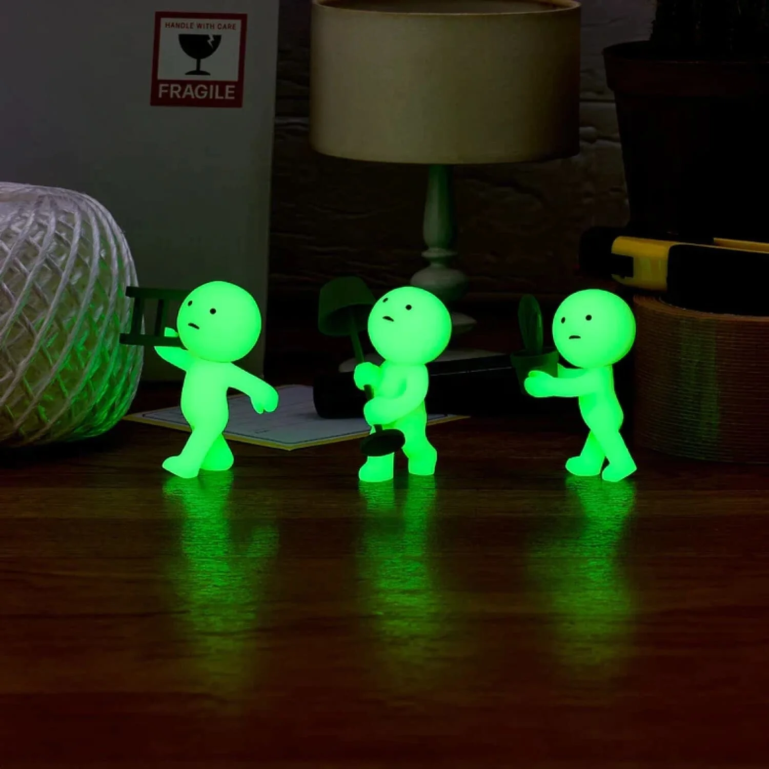 Smiski Mini Figurine - Moving - Image 7