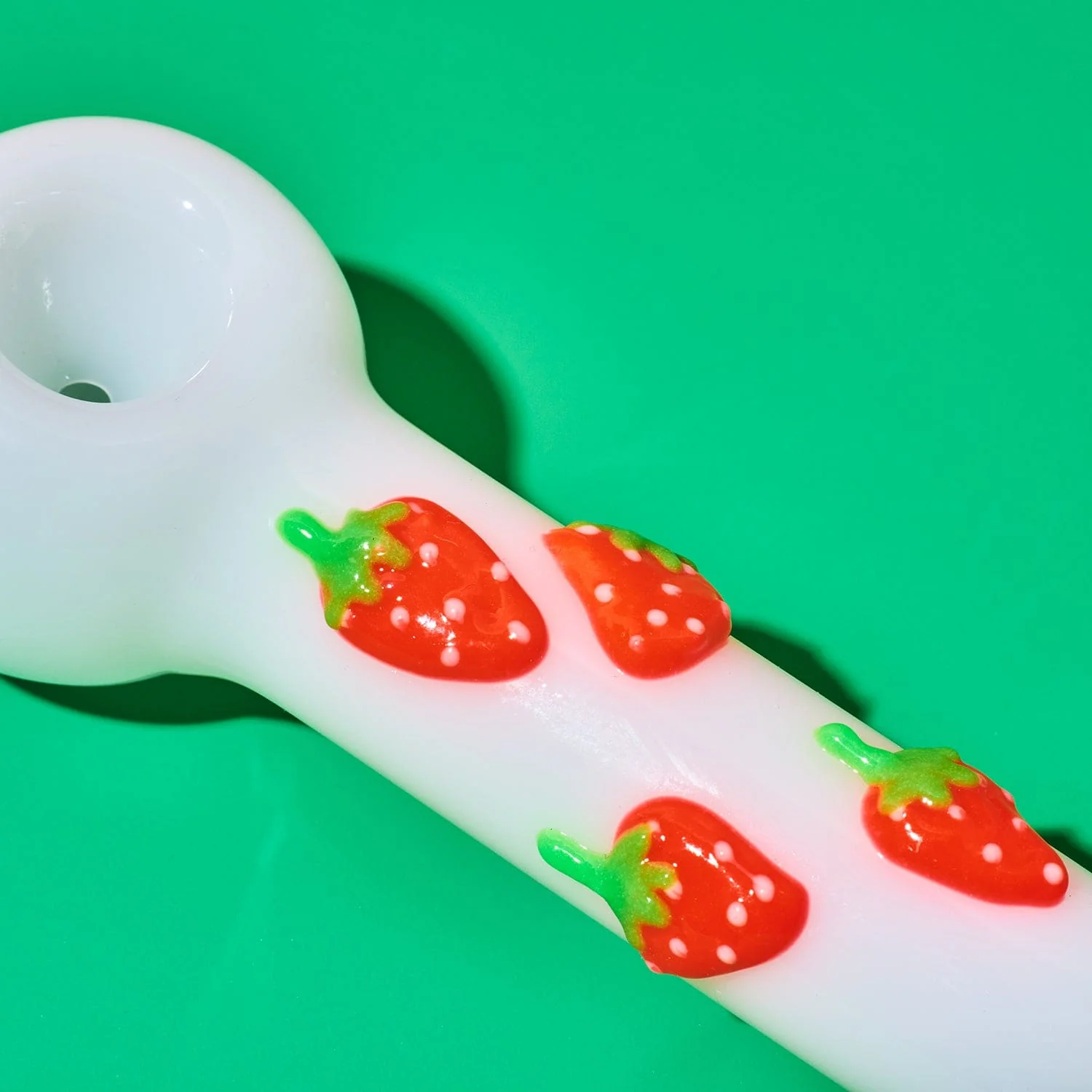 Strawberry Applique Hand Pipe - Image 2