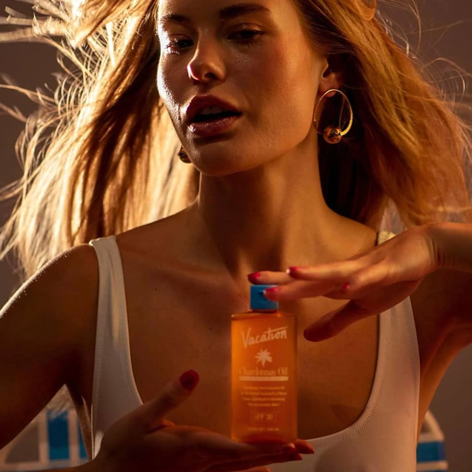 Vacation Chardonnay Oil 100 mL - SPF 30 Sunscreen - Image 3